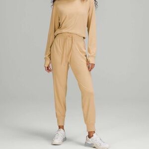 Lululemon Ready to Rulu High-Rise Jogger Pecan Tan